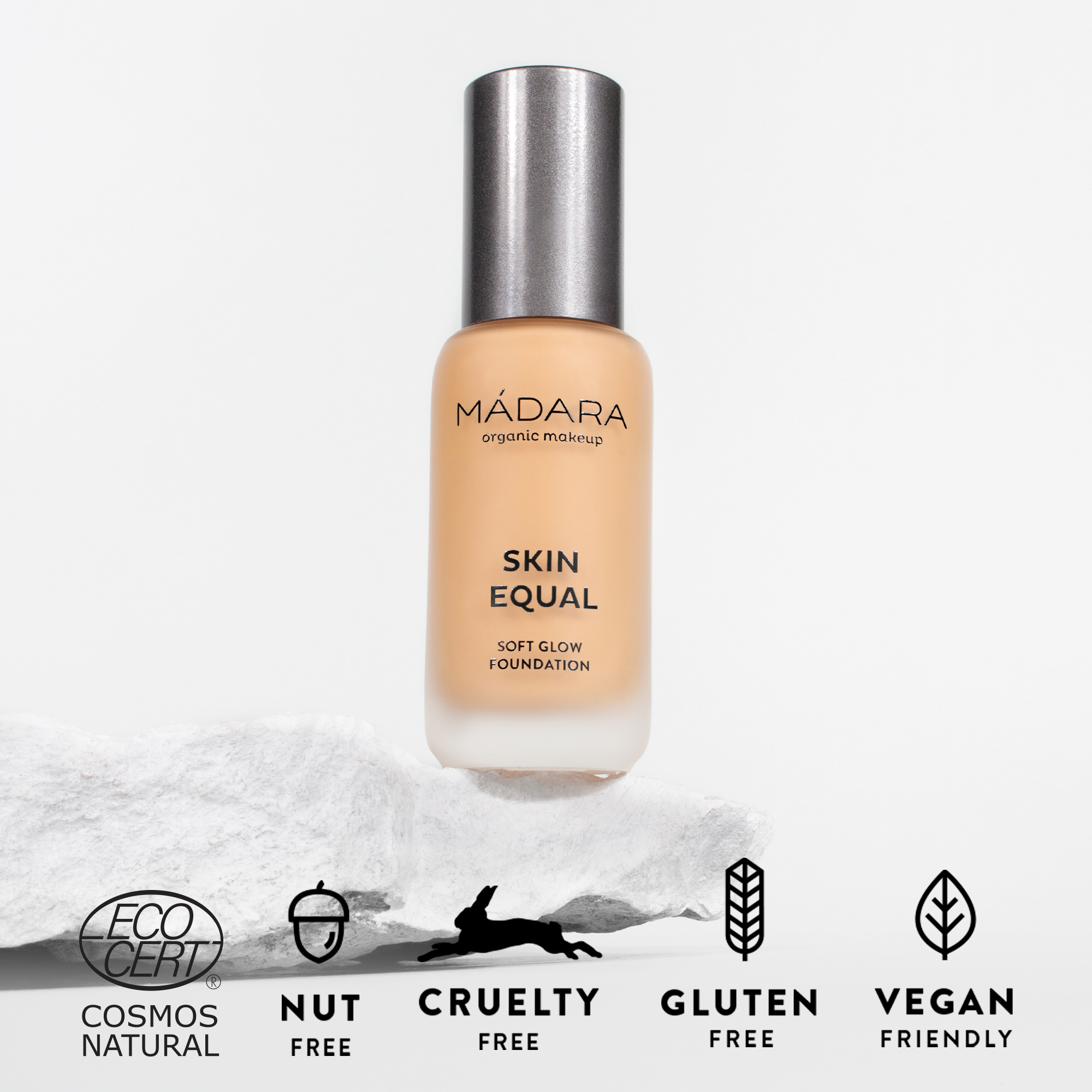 SKIN EQUAL FOUNDATION, 40 SAND, 30ml