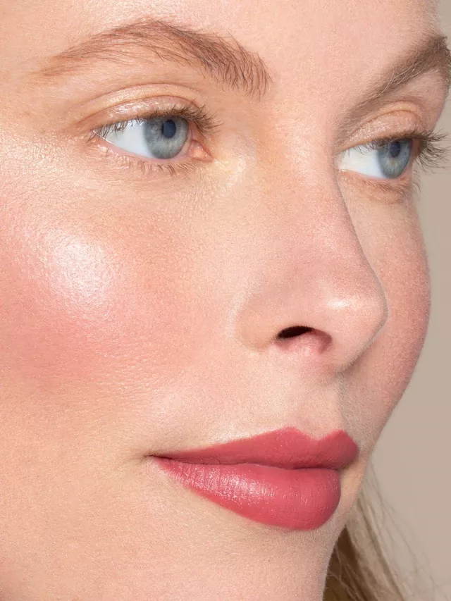 ILIA_Website_Crop_0014s_0006_CB-Rococco_640x