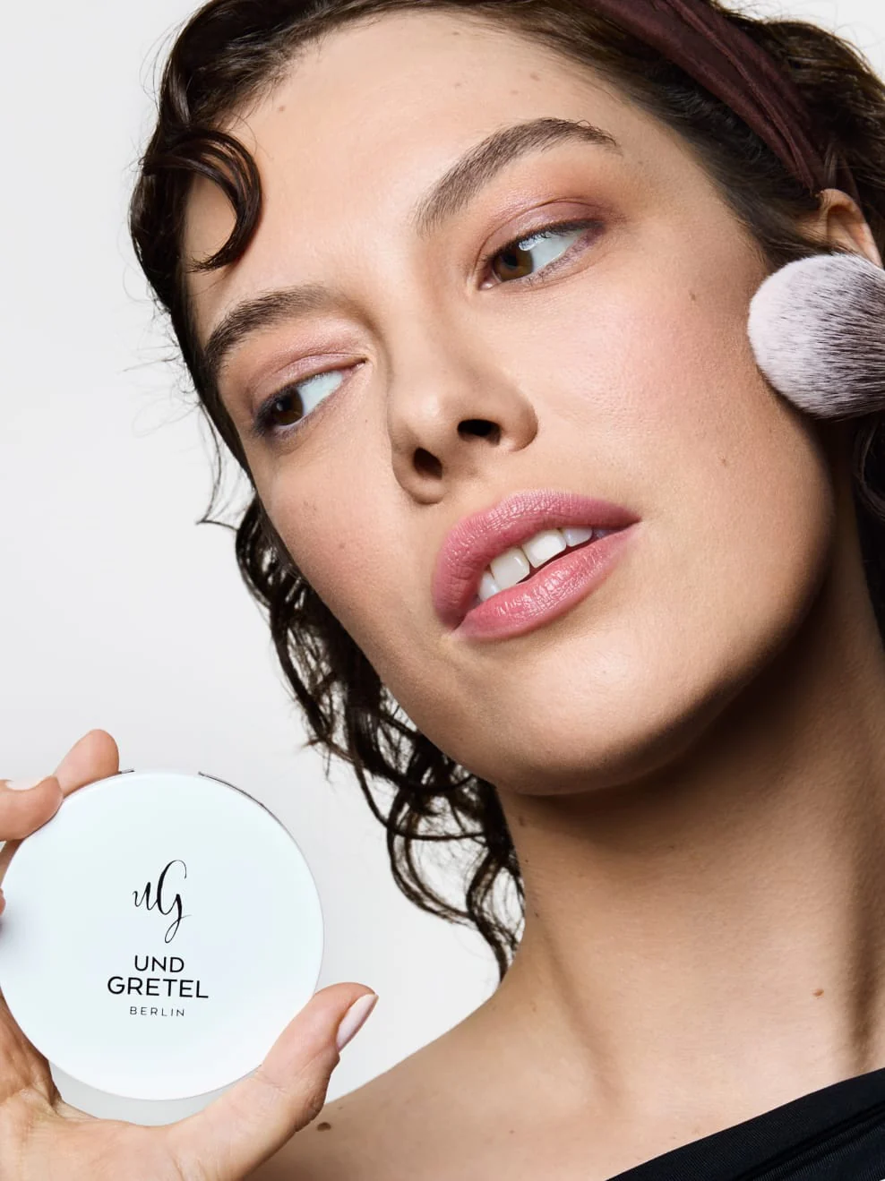 WOLKEN SPF50+ Compact Powder, 01 light