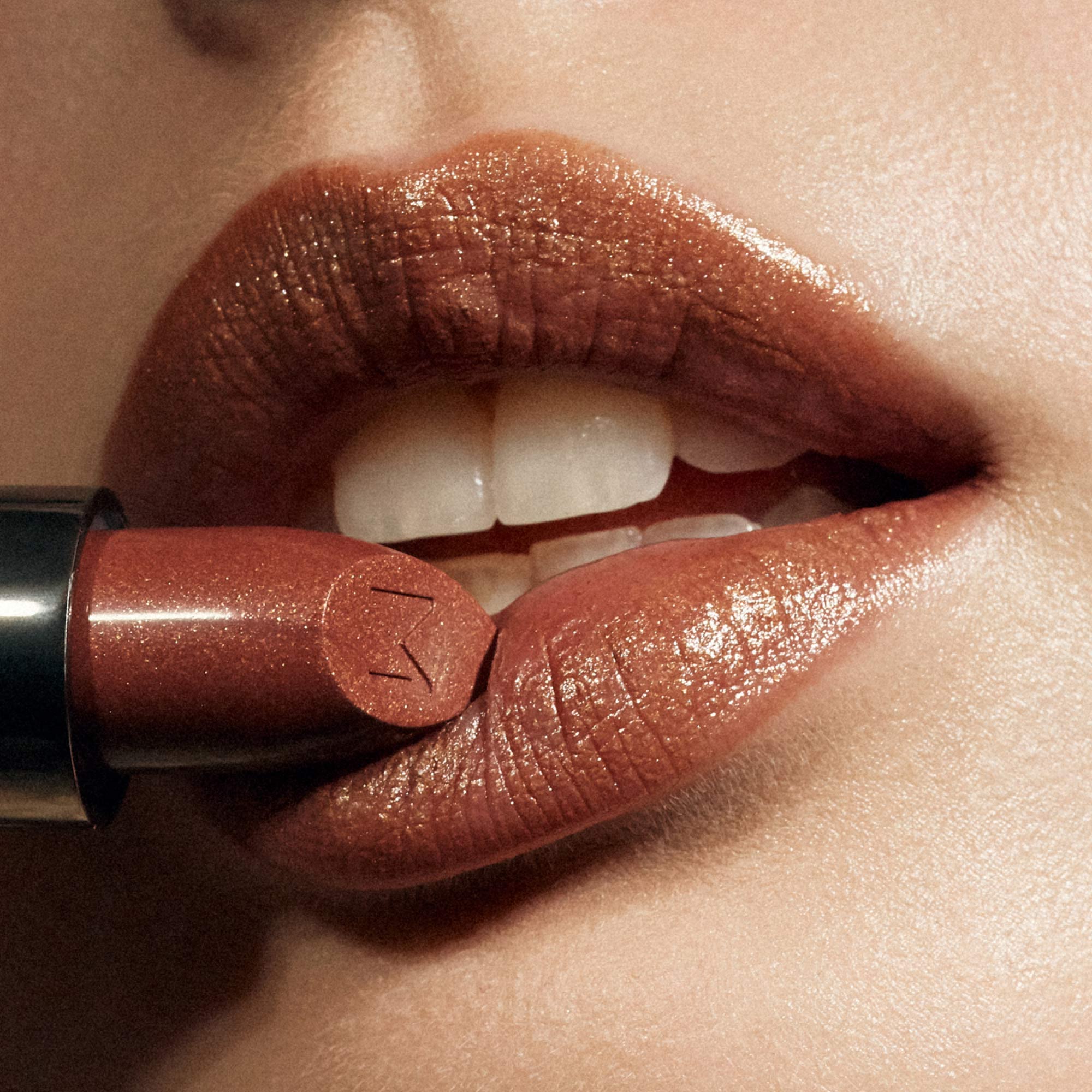 DAZZLE NIGHTS Satin Shine Lipstick, #507 RUST
