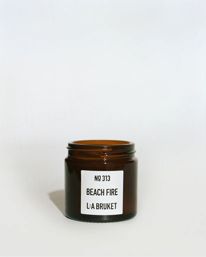 000076070004_BEACH_FIRE