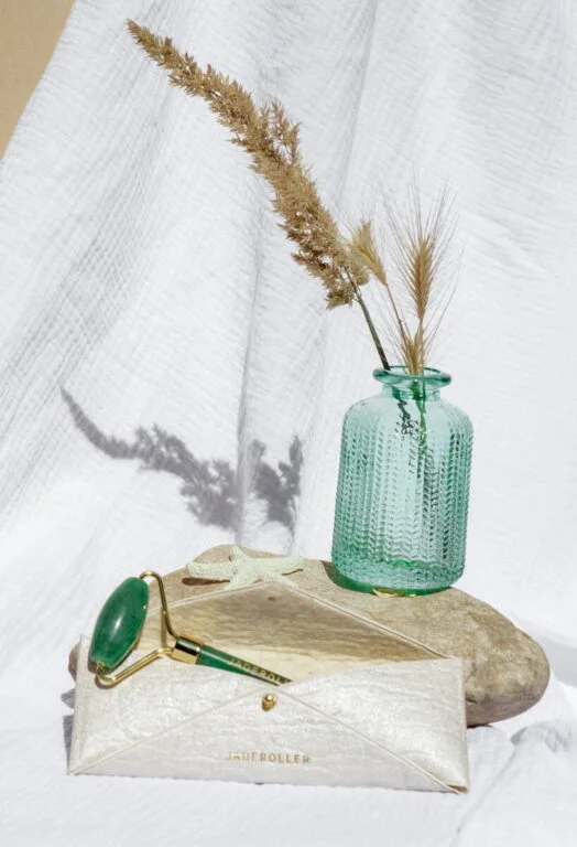 Jade-Roller-Etui-Perle-524x768-jpg