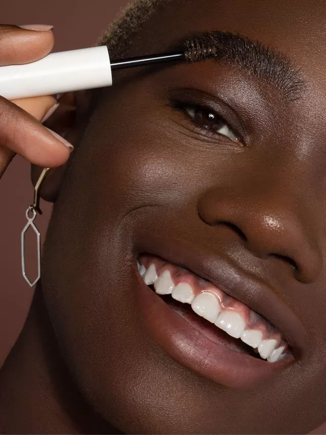 ILIA_Website_Crop_0015s_0002_E-Brow-dark-brown_640x