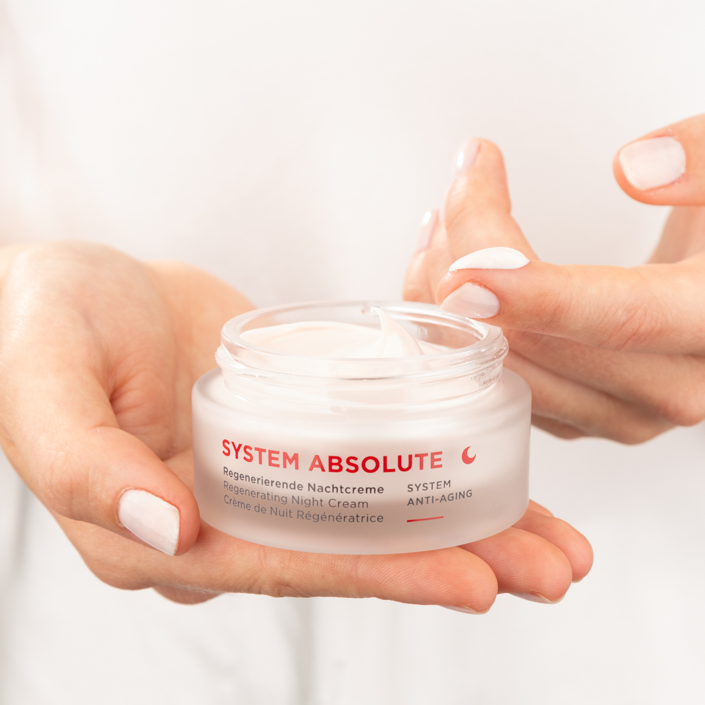 4011061008450_10133736_ANNEMARIE-BORLIND-SYSTEM-ABSOLUTE-Regenerierende-Nachtcreme_Presseformat_8240