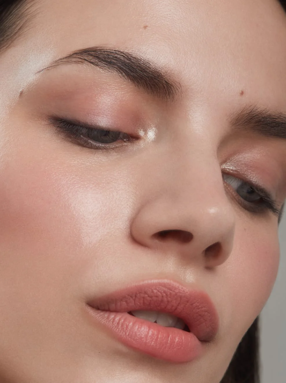 IMBE Cream Eye Marvelous Mars 01