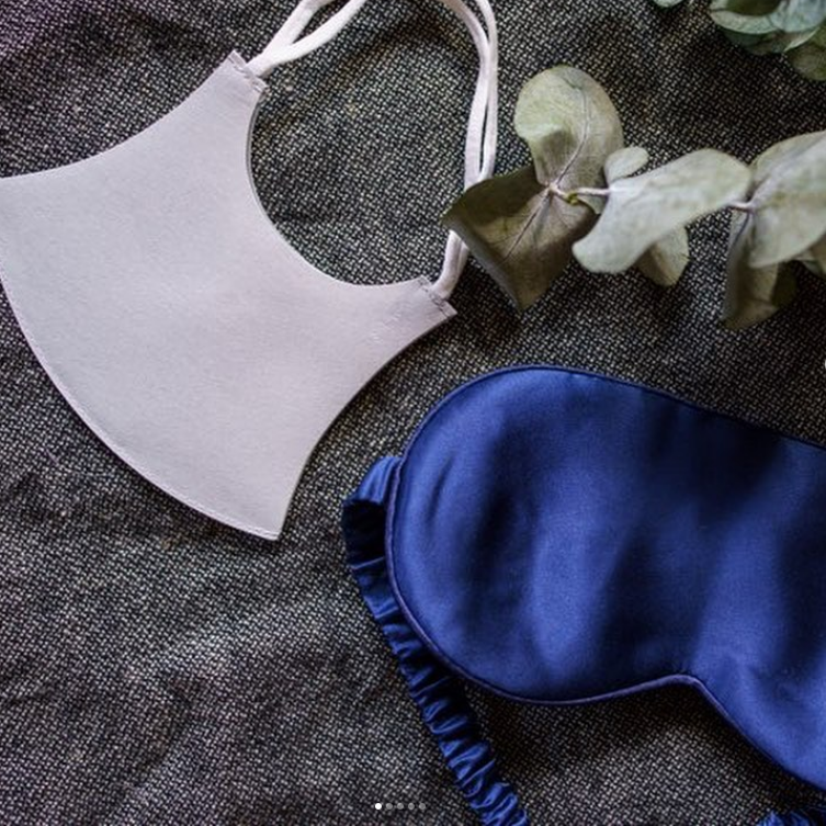 maske-blau-mood