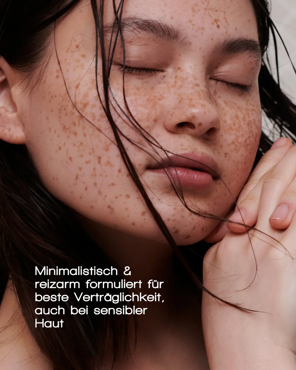 product_gallery_More_Moirsture_Face_Serum