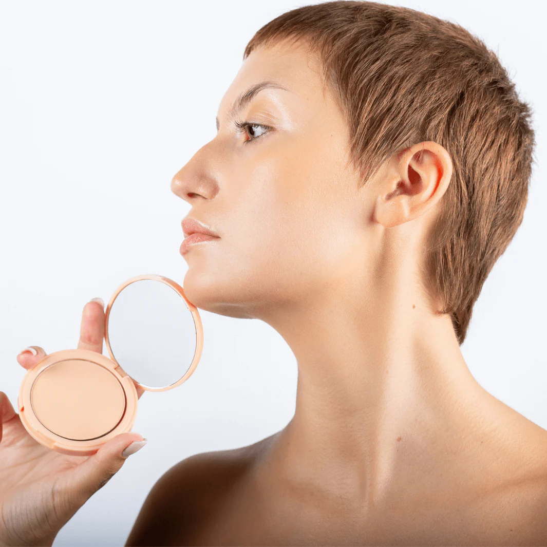 Mattifying powder SPF15, 01 light sand