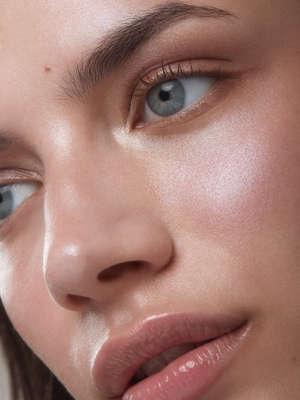 UG_IMBE_cream_PS_2_RGB_2746x3668px_Frei_4260390881795_1 IMBE Cream Eye Shadow Lilac Aurora 02