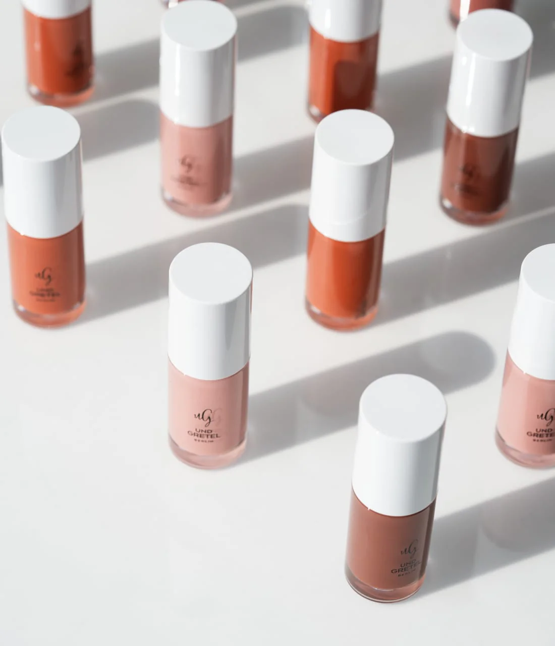 GLIZ Lip Oil 02 Powder Rose
