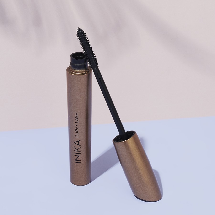 curvy-lash