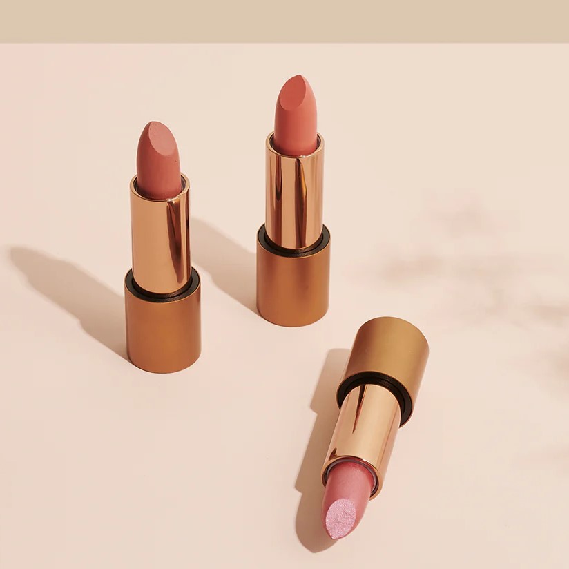 lipstick-group-2vg66gLWfCAFwn