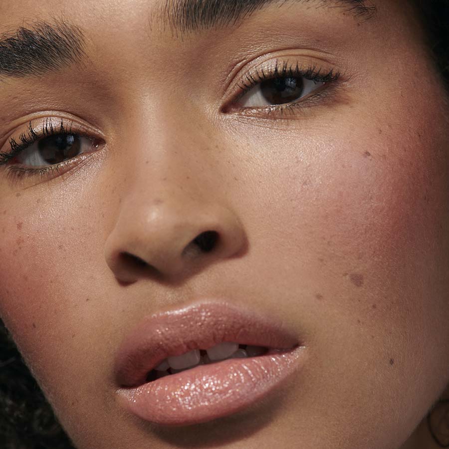 Impuls-2024-1-Lip-to-Cheek-01-apricot-Look-0770-Webshop_master