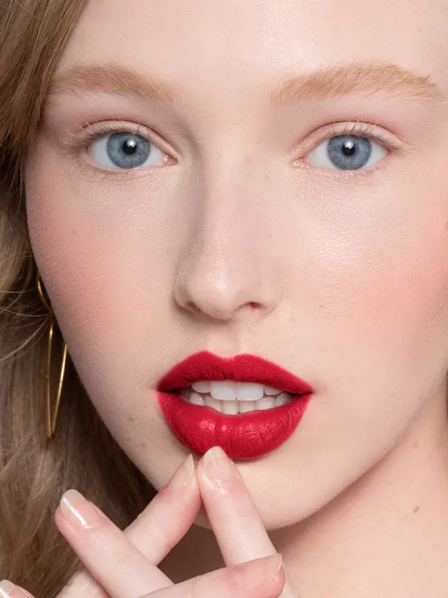 ILIA-Website-Crop_0014s_0003_CB-TrueRed2_640x