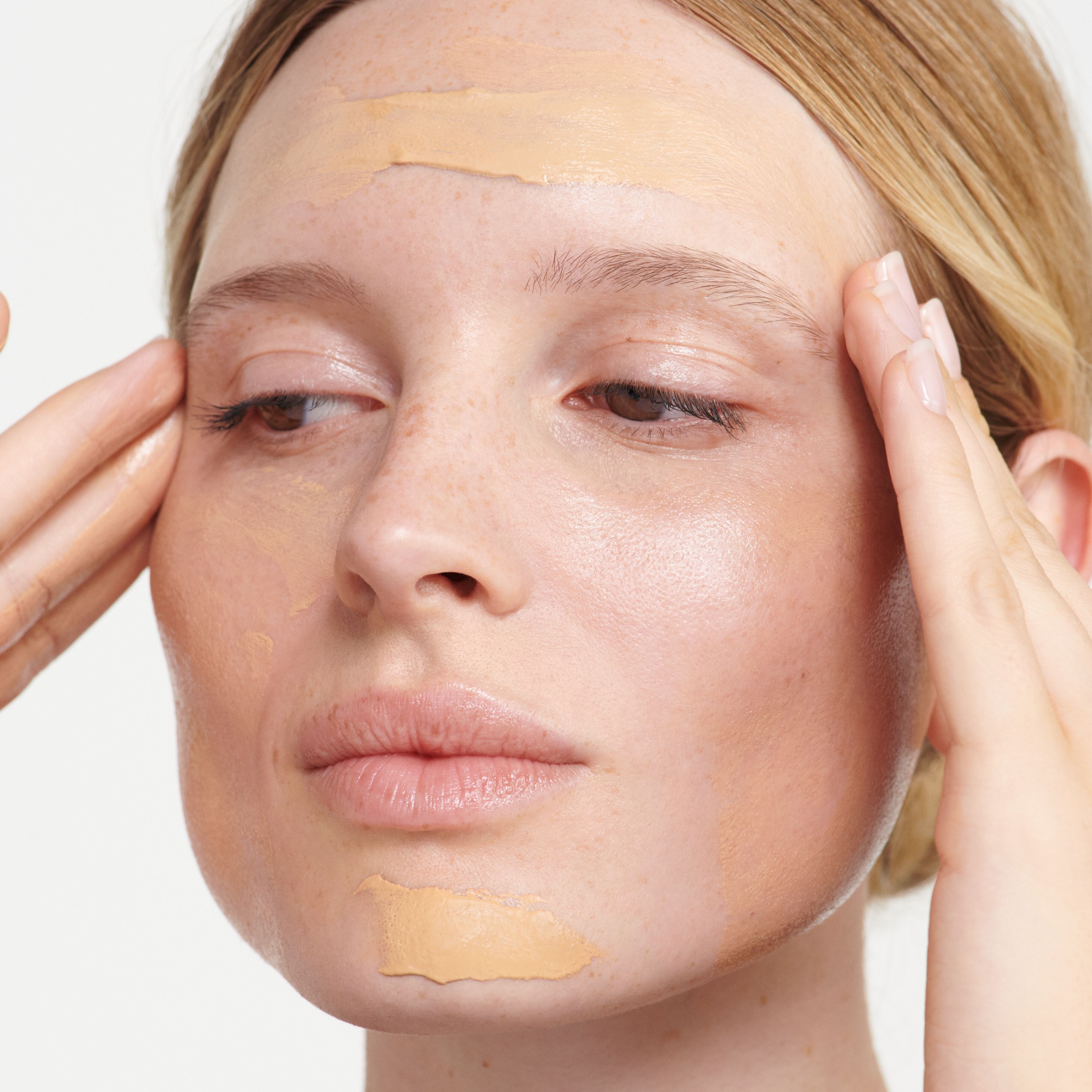 Auch-im-Set-erh-ltlich-2 Getönte Sonnencreme Gesicht SPF 30, 40 ml