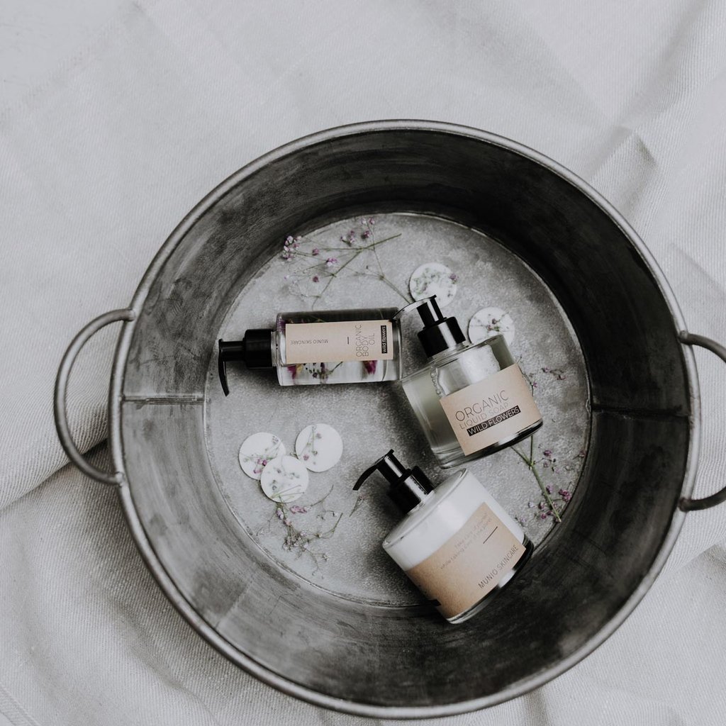 Wild_flowers_organic_liquid_soap_4_1024x1024
