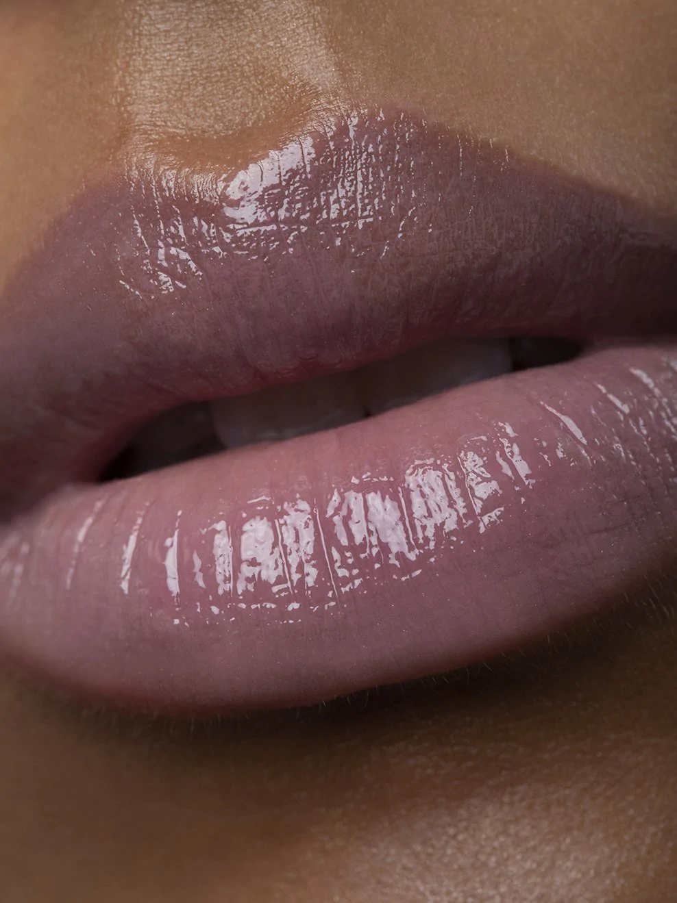 UG_KNUTZEN_PS_10_RGB_L1_2746x3668px_frei_4260390881641_1 KNUTZEN Lip Gloss 10 Matte Lavender