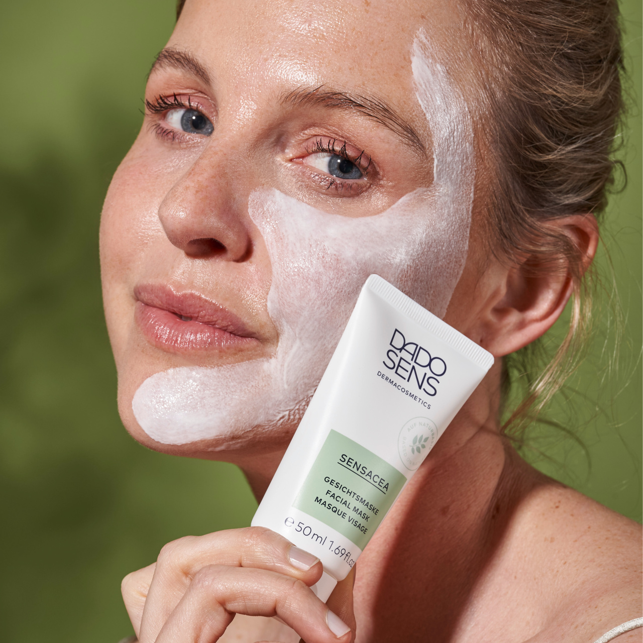 DADO-SENS-Sensacea-Gesichtsmaske_Office_10089