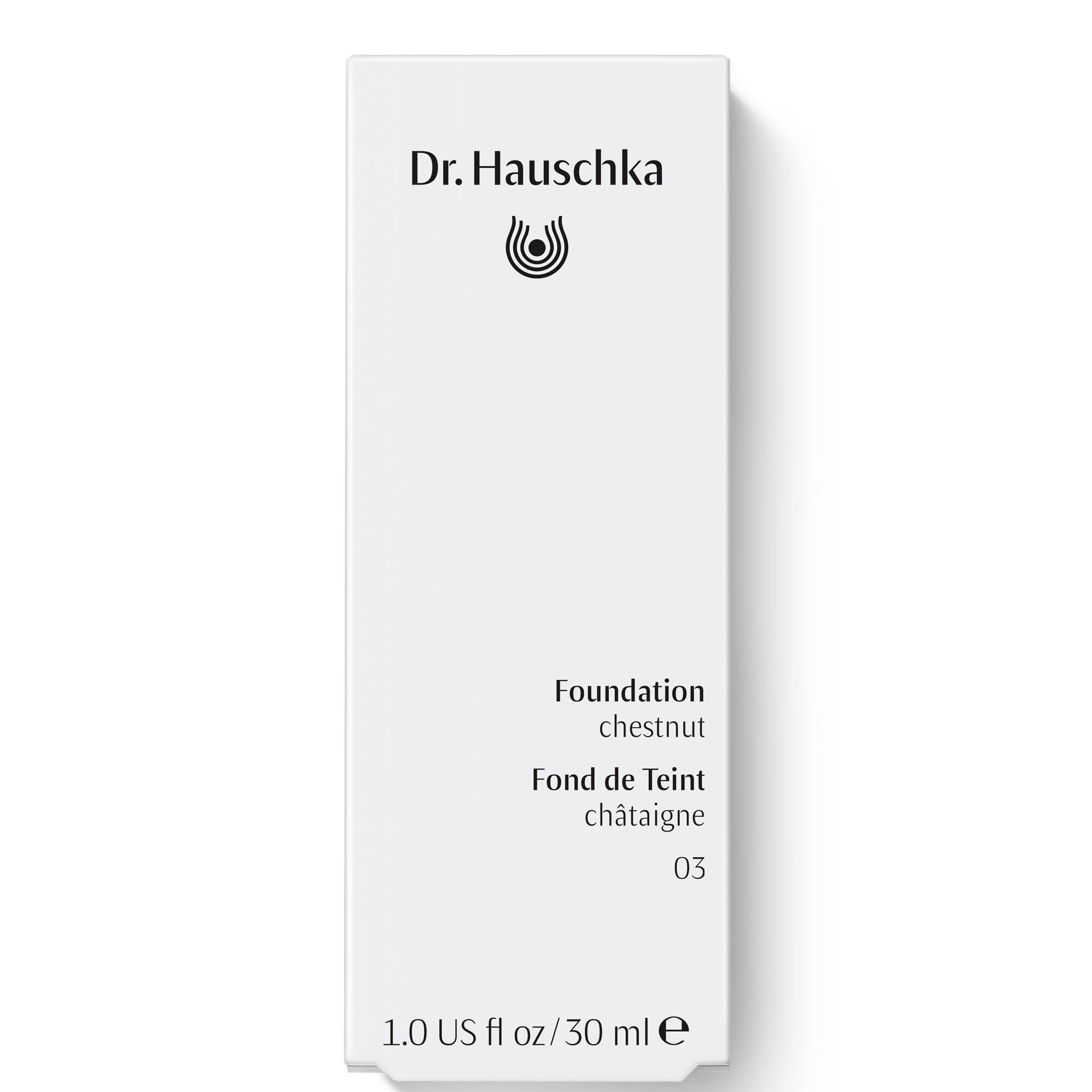 Foundation-03-chestnut-30ml-Originalware-Sekundarverpackung-INT-transparent
