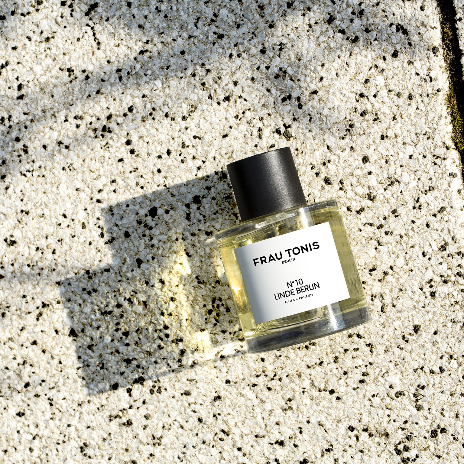 frau-tonis-parfum-10-linde-berlin-mood-croppedDLHQykYC63iWr