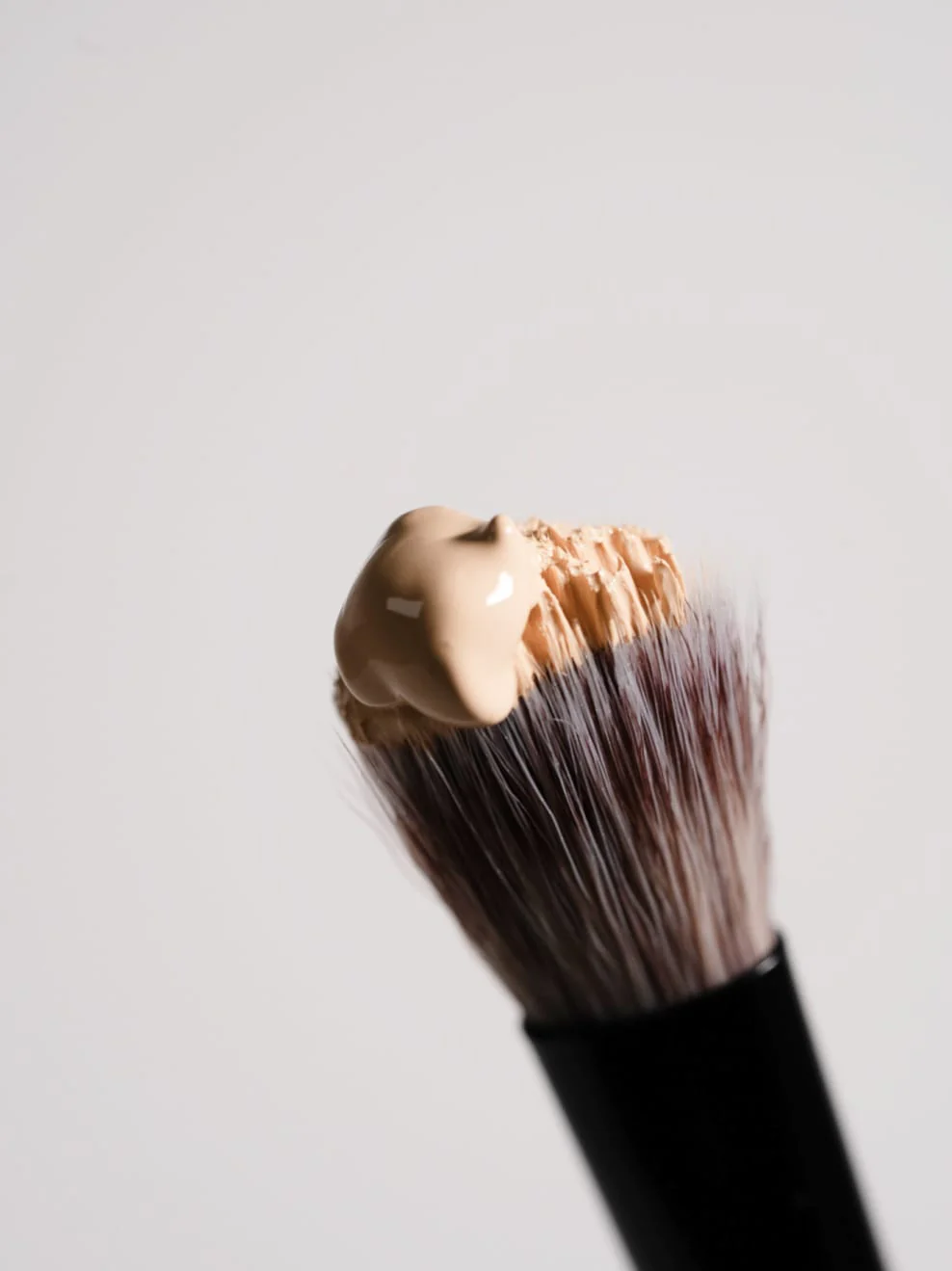 UG_BRUSHNO4_PS_02_988x1319px