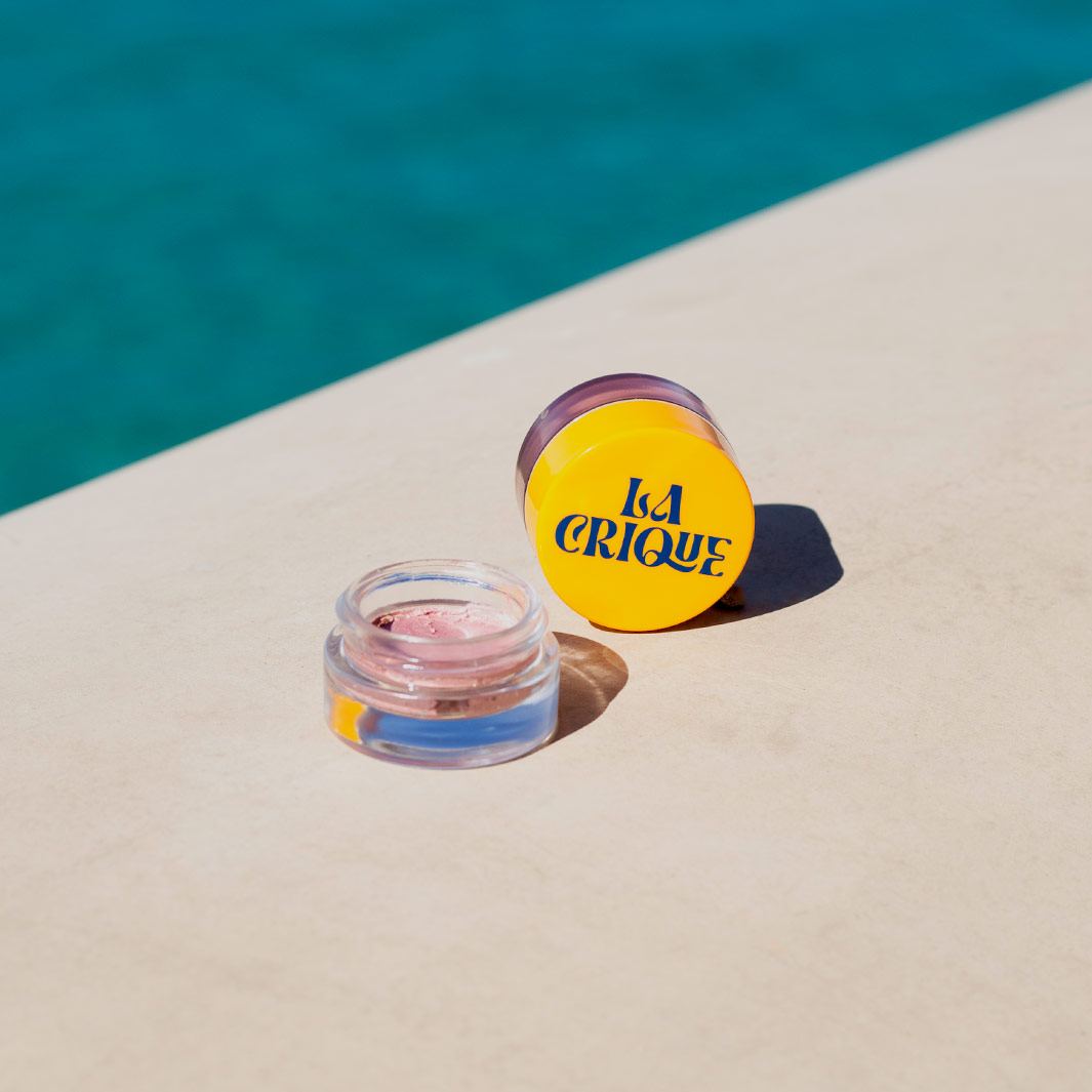 CRQ69002-Eyeshadow-Highlighter-Shade-02-Retro-Pink
