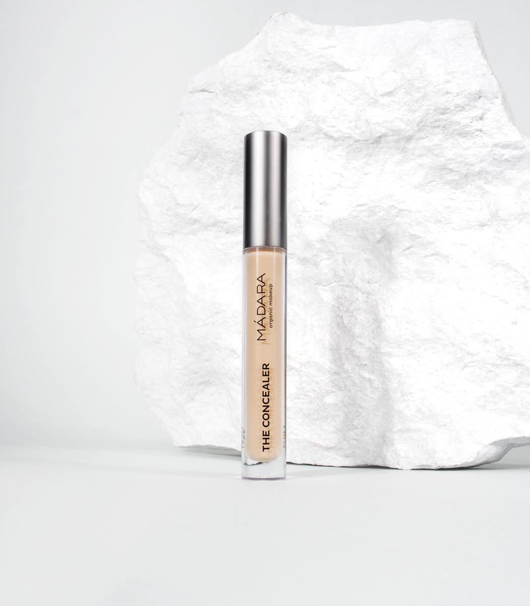 MADARA-The-Concealer-35-Honey-1051x1200s5gkp66sxcgEb