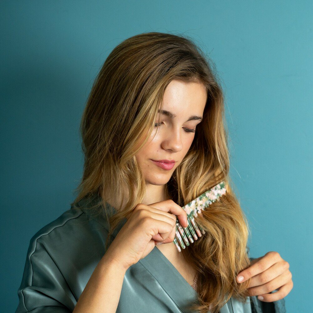 DETANGLING COMB rose