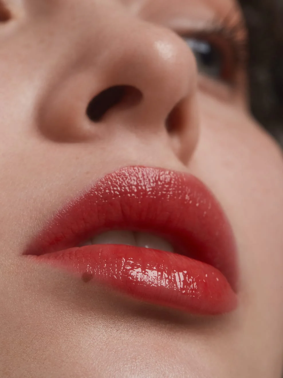 KNUTZEN-Lipgloss-Matte-Apricot-01